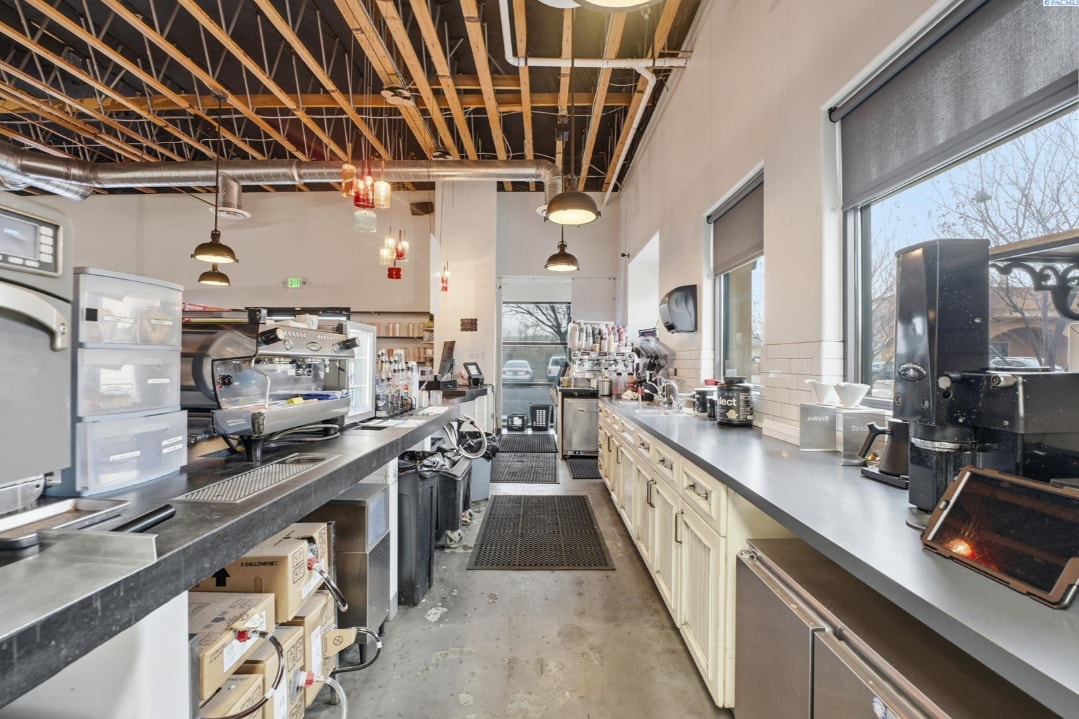 1215 Aaron Dr, Richland, WA à louer Photo intérieure– Image 1 sur 3