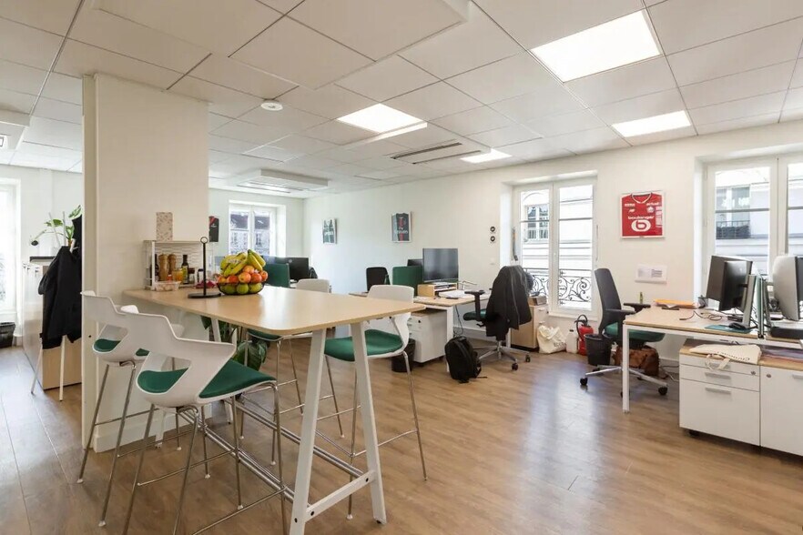 Bureau dans Paris à louer - Photo de l’immeuble – Image 3 sur 8
