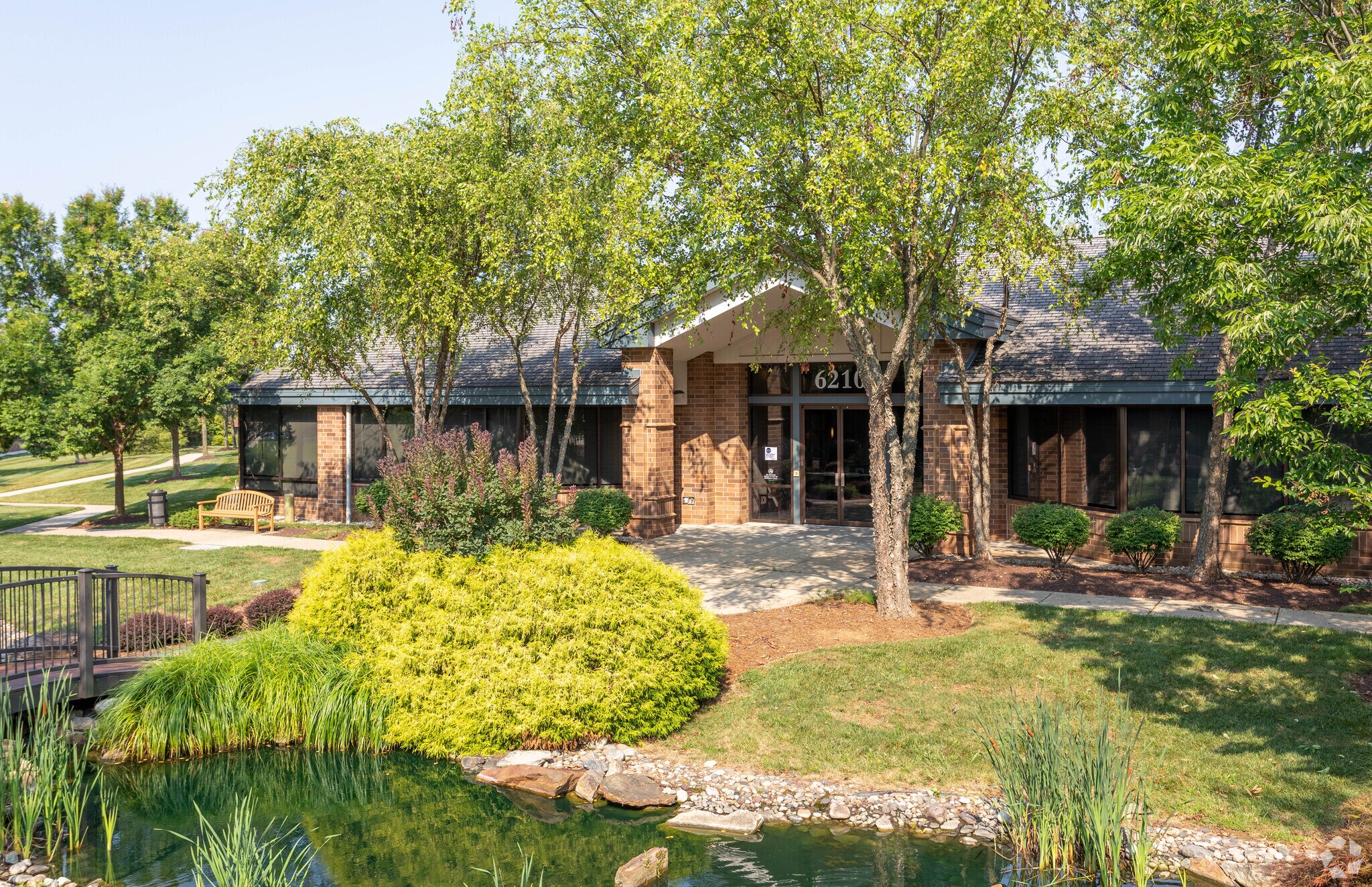 6200 Old Dobbin Ln, Columbia, MD à louer Photo principale– Image 1 sur 38