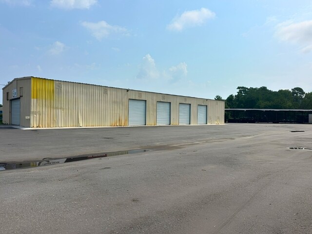 5921 W Beaver St, Jacksonville, FL à louer - Photo de l’immeuble – Image 3 sur 10