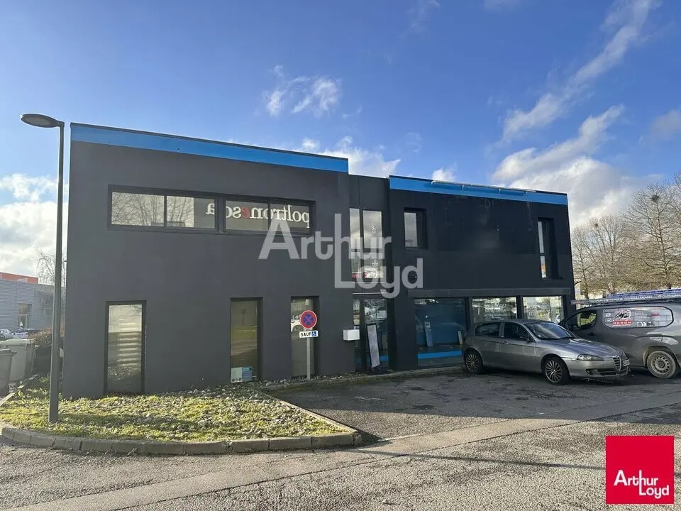 Local commercial dans Chantepie à louer Photo de l’immeuble– Image 1 sur 4