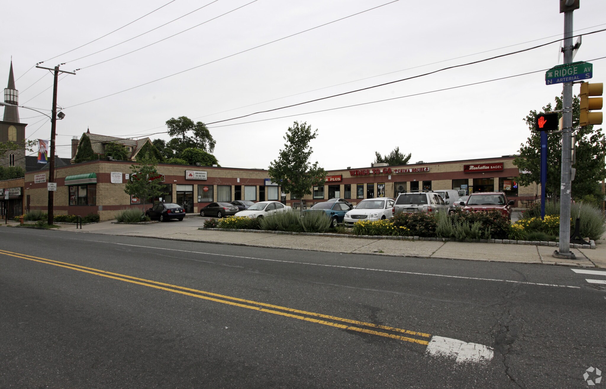 6001-6005 Ridge Ave, Philadelphia, PA à louer Photo principale– Image 1 sur 3