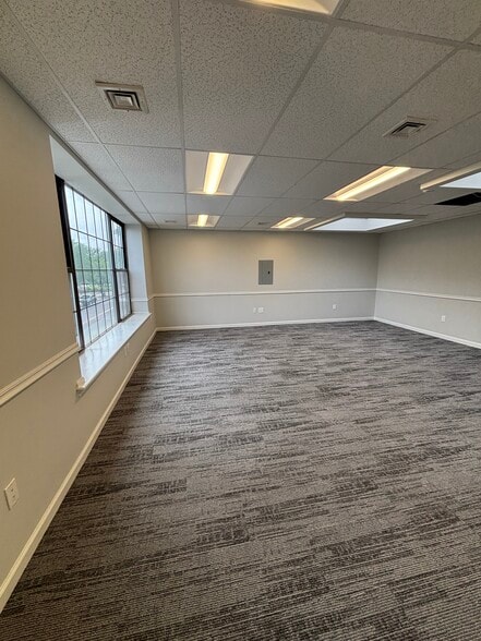 2 Park Pl, Bronxville, NY à louer - Photo de l’immeuble – Image 3 sur 9