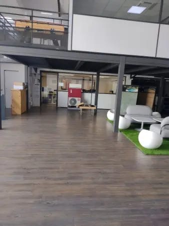 Local d'activités dans Perpignan à vendre - Photo de l’immeuble – Image 3 sur 4