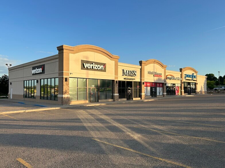 2306 Clydesdale Dr, Bismarck, ND à louer - Photo principale – Image 1 sur 2