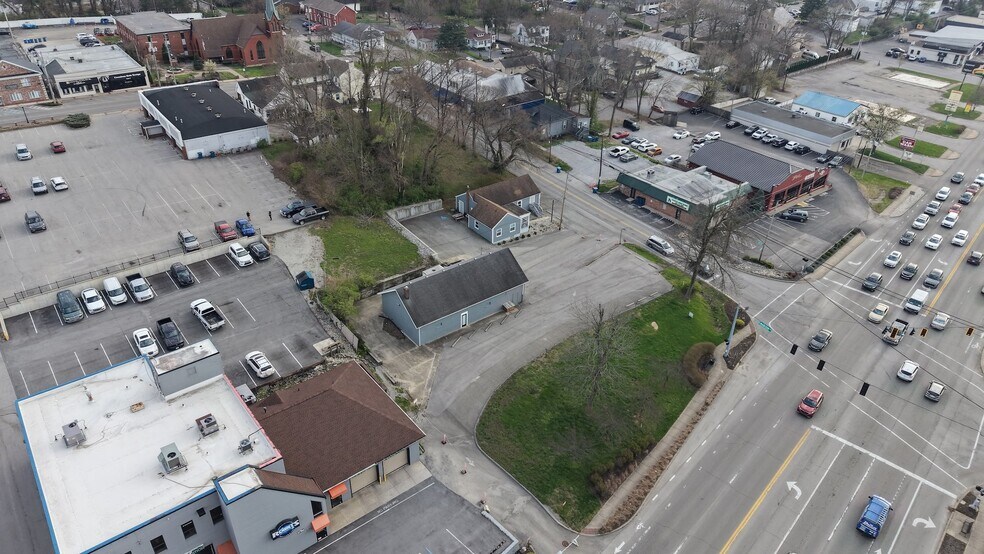 11704 Shelbyville Rd, Louisville, KY à vendre - Photo principale – Image 1 sur 2