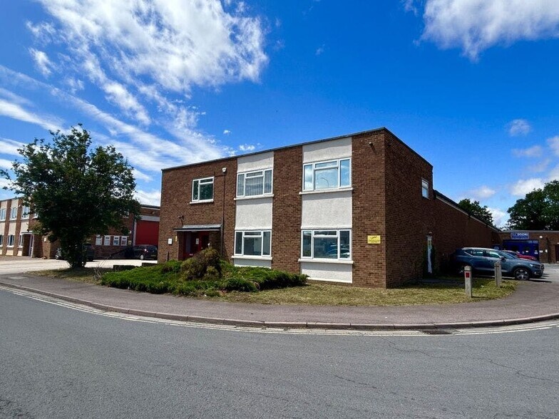 35 Murdock Rd, Bicester à louer - Photo de l’immeuble – Image 2 sur 8