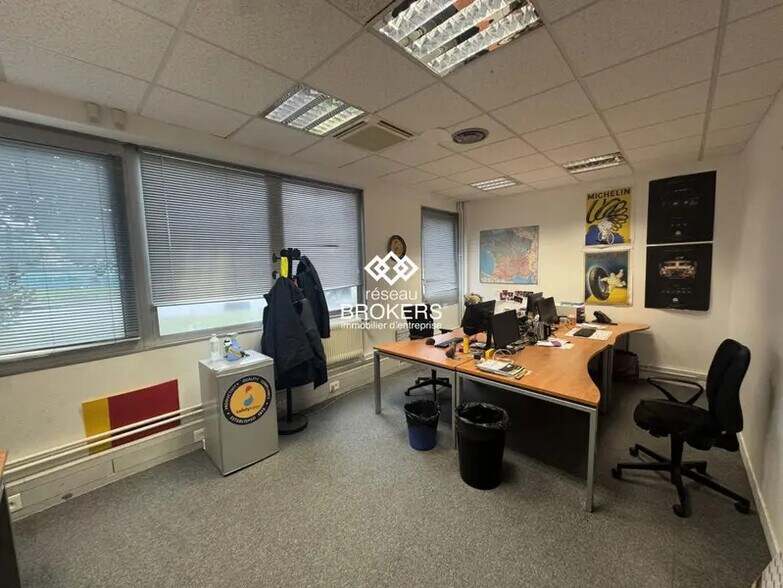 Bureau dans La Courneuve à louer - Photo intérieure – Image 1 sur 4