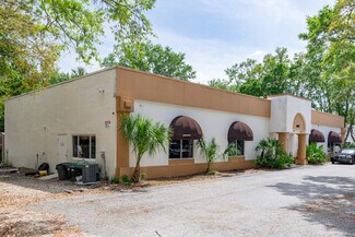 Plus de détails pour 1497 Rail Head Blvd, Naples, FL - Industriel/Logistique à vendre