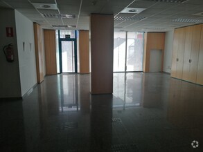 Local commercial dans Torrejón de Ardoz, Madrid à louer Photo intérieure– Image 1 sur 2
