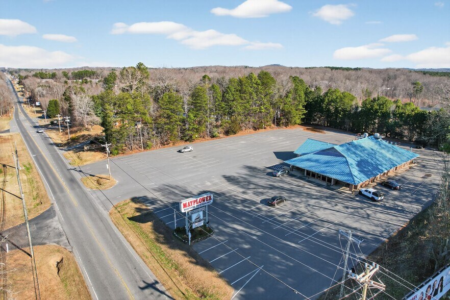 2200 N Fayetteville St, Asheboro, NC à louer - Photo de l’immeuble – Image 2 sur 17