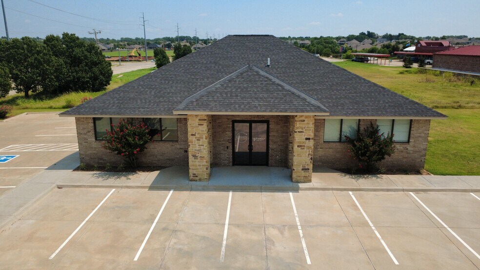 1140 NW 192nd St, Edmond, OK à louer - Photo de l’immeuble – Image 3 sur 25