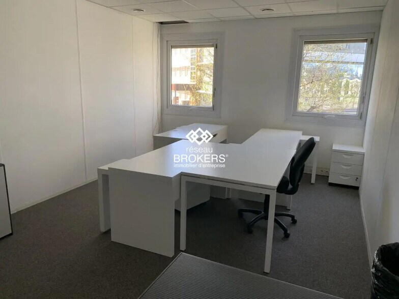 Bureau dans Échirolles à louer - Photo intérieure – Image 2 sur 17
