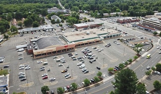 Plus de détails pour 714 N Main St, West Hartford, CT - Local commercial à louer