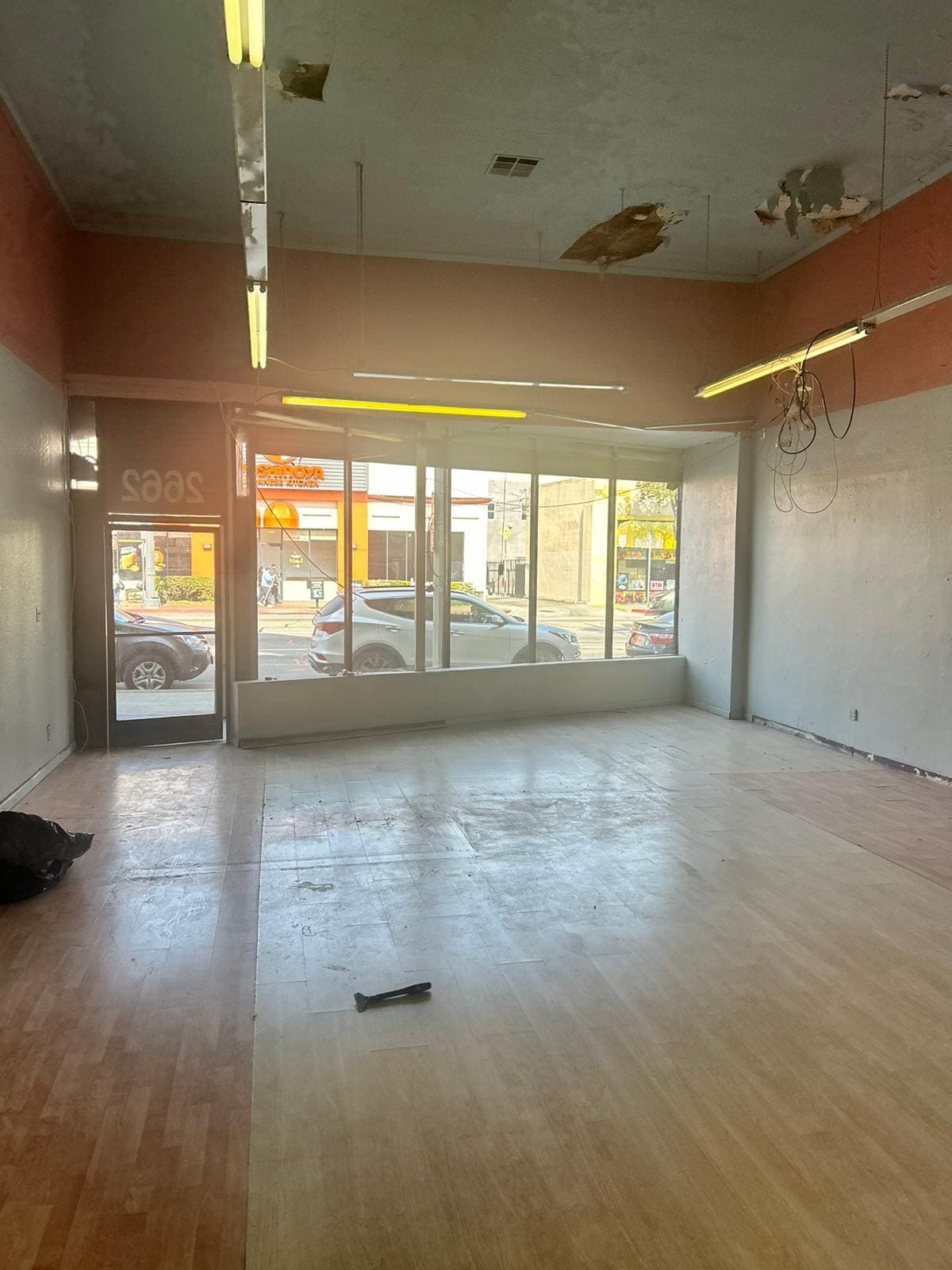 2638 E Florence Ave, Huntington Park, CA à louer Photo intérieure– Image 1 sur 11