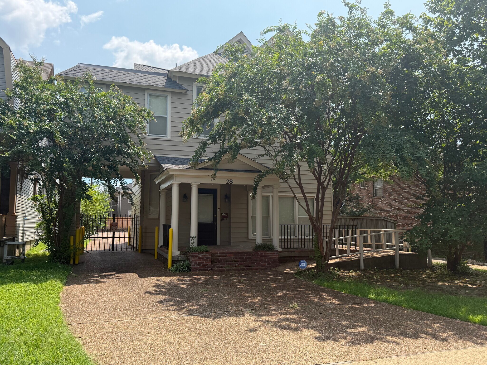 28 S Idlewild St, Memphis, TN à vendre Photo de l’immeuble– Image 1 sur 37