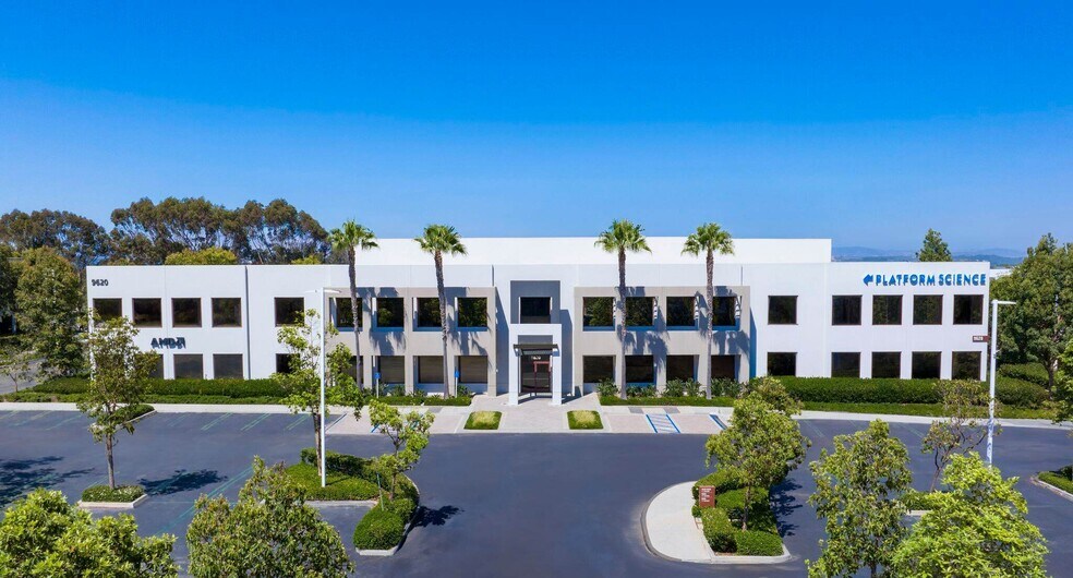 4790 Eastgate Mall, San Diego, CA à louer - Photo de l’immeuble – Image 2 sur 29