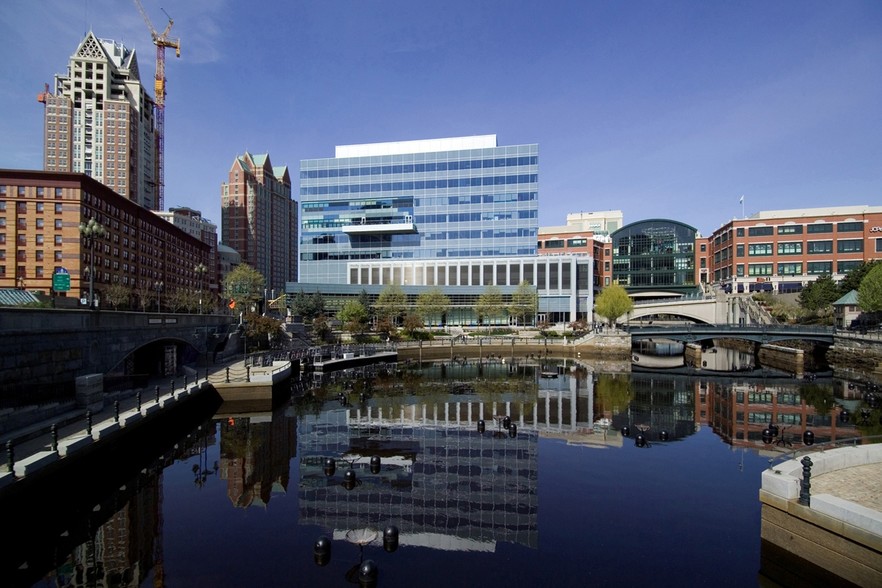 10 Memorial Blvd, Providence, RI à louer - Photo de l’immeuble – Image 3 sur 10