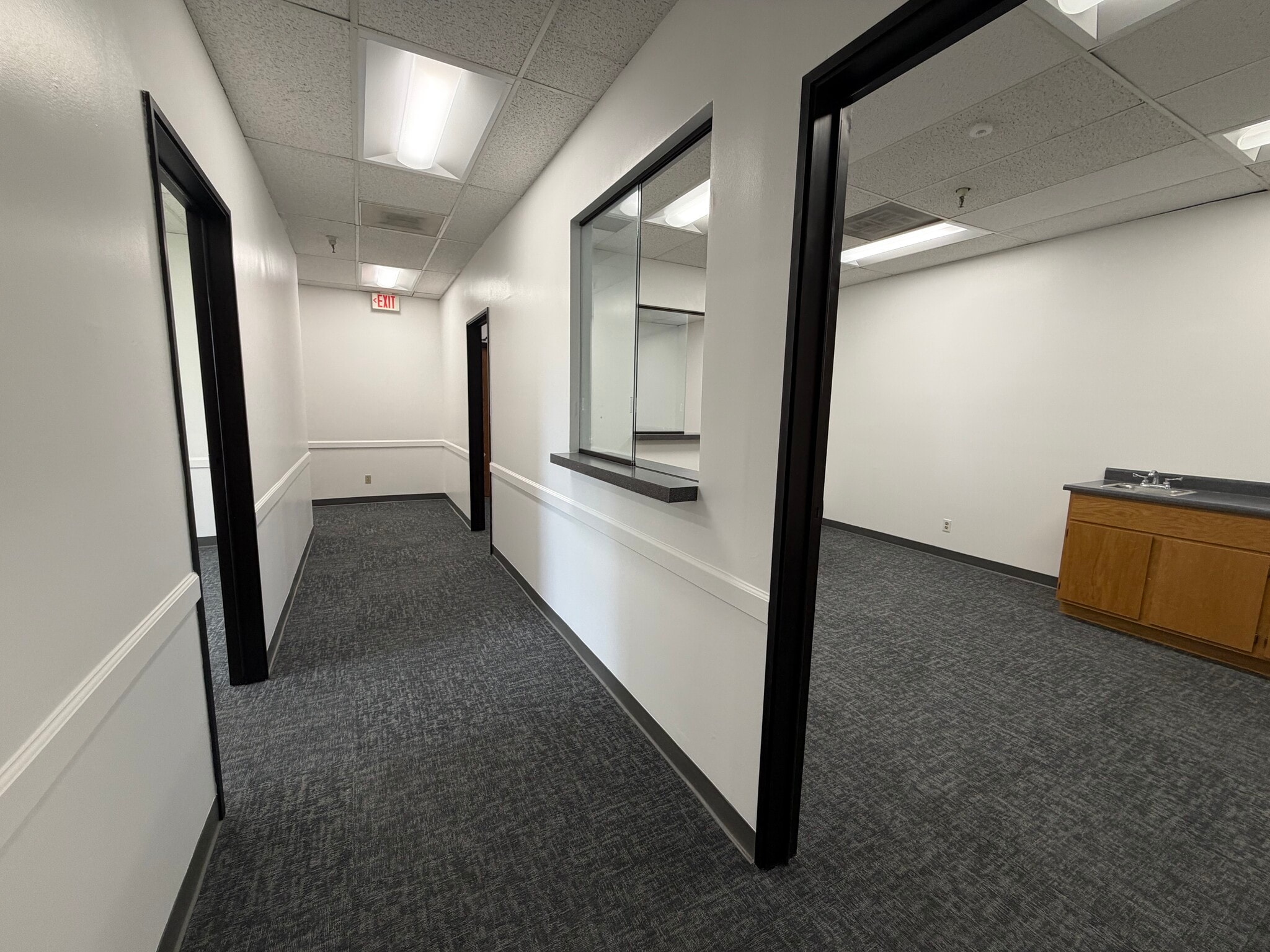 5500 Ming Ave, Bakersfield, CA à louer Photo intérieure– Image 1 sur 7