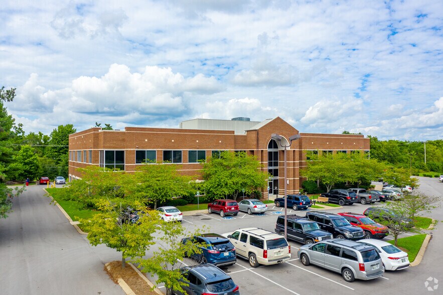 107 Glen Oak Blvd, Hendersonville, TN à louer - Photo principale – Image 1 sur 7