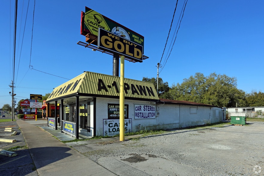 789 N Navy Blvd, Pensacola, FL à louer - Photo principale – Image 1 sur 4