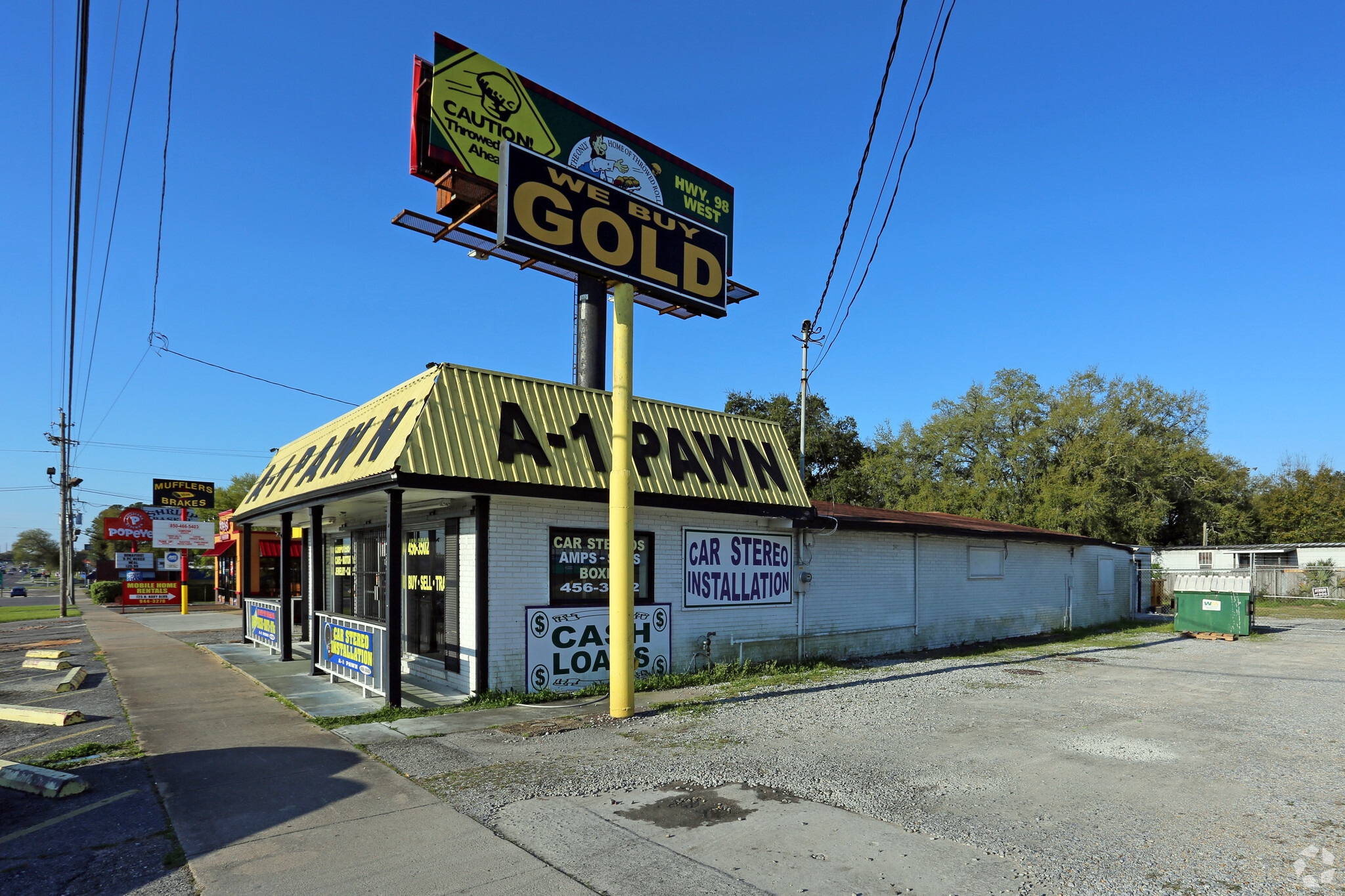 789 N Navy Blvd, Pensacola, FL à louer Photo principale– Image 1 sur 5