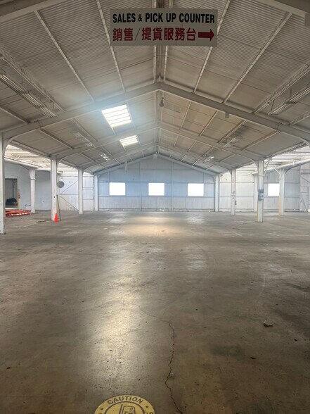 1600 Orange St, Alhambra, CA à louer - Photo intérieure – Image 3 sur 11
