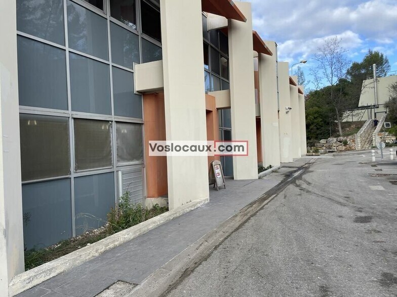 Local d’activités dans Valbonne à louer - Photo de l’immeuble – Image 3 sur 6