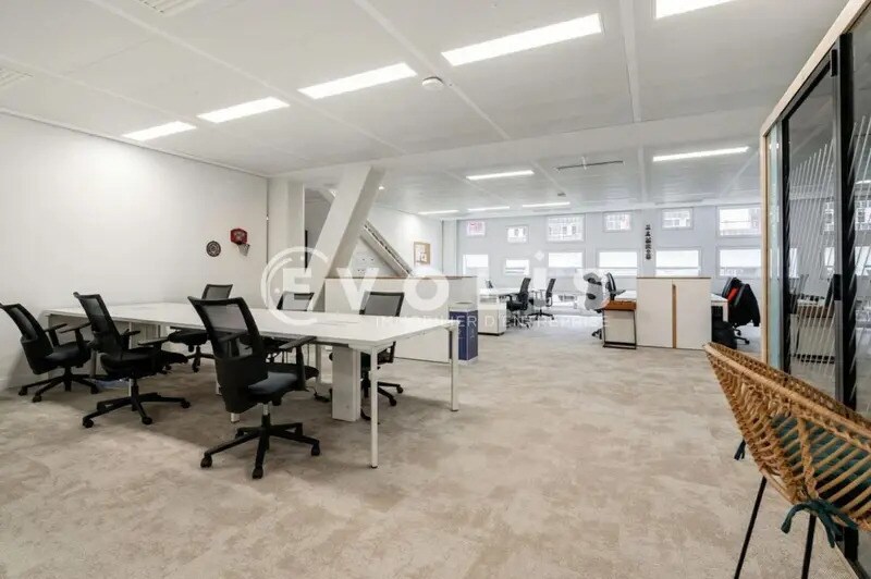 Bureau dans Paris à louer - Photo de l’immeuble – Image 2 sur 9