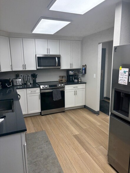 995 W Iliff Ave, Denver, CO à vendre - Photo intérieure – Image 2 sur 10