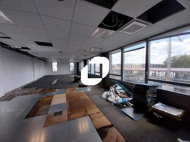 Bureau dans Bordeaux à louer - Photo de l’immeuble – Image 3 sur 5