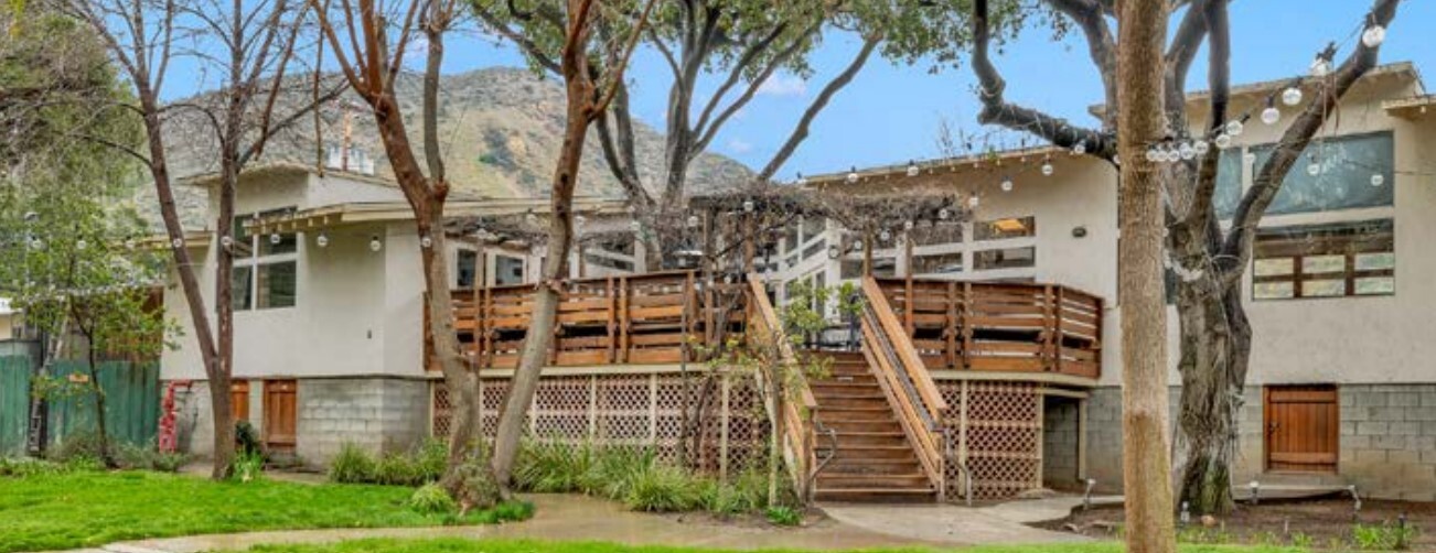 12625 Sierra Hwy, Santa Clarita, CA à vendre Photo principale– Image 1 sur 2