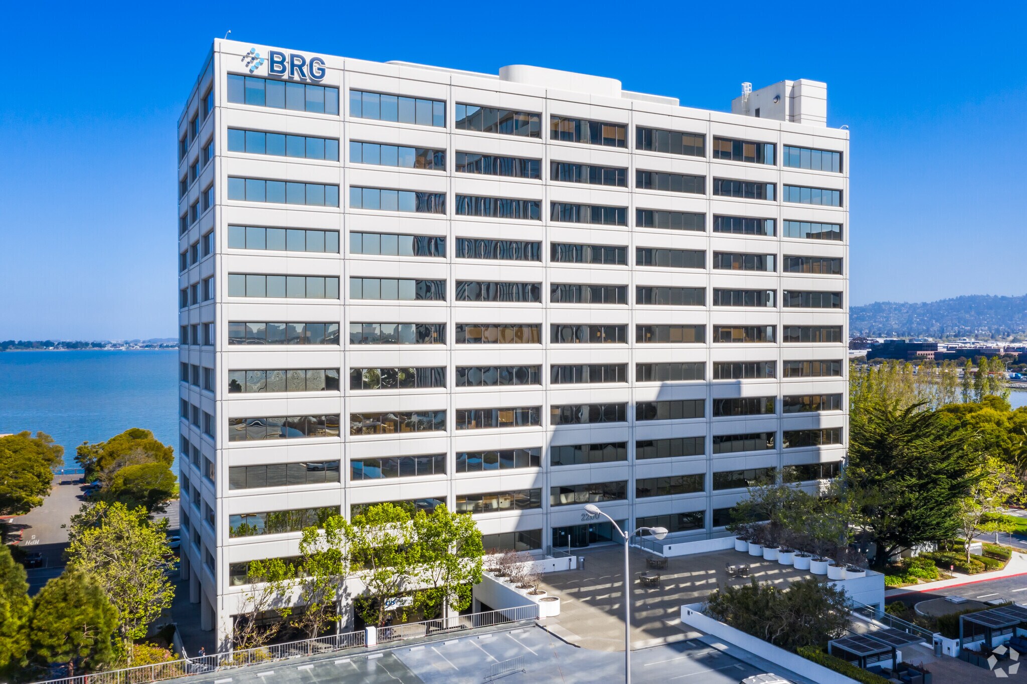 2000 Powell St, Emeryville, CA à louer Photo principale– Image 1 sur 21