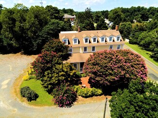 Plus de détails pour 21 Polk St, Montross, VA - Hôtellerie à vendre