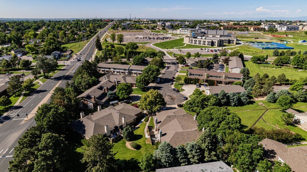 2166 35th Avenue Ct, Greeley, CO à vendre - Photo de l’immeuble – Image 2 sur 37
