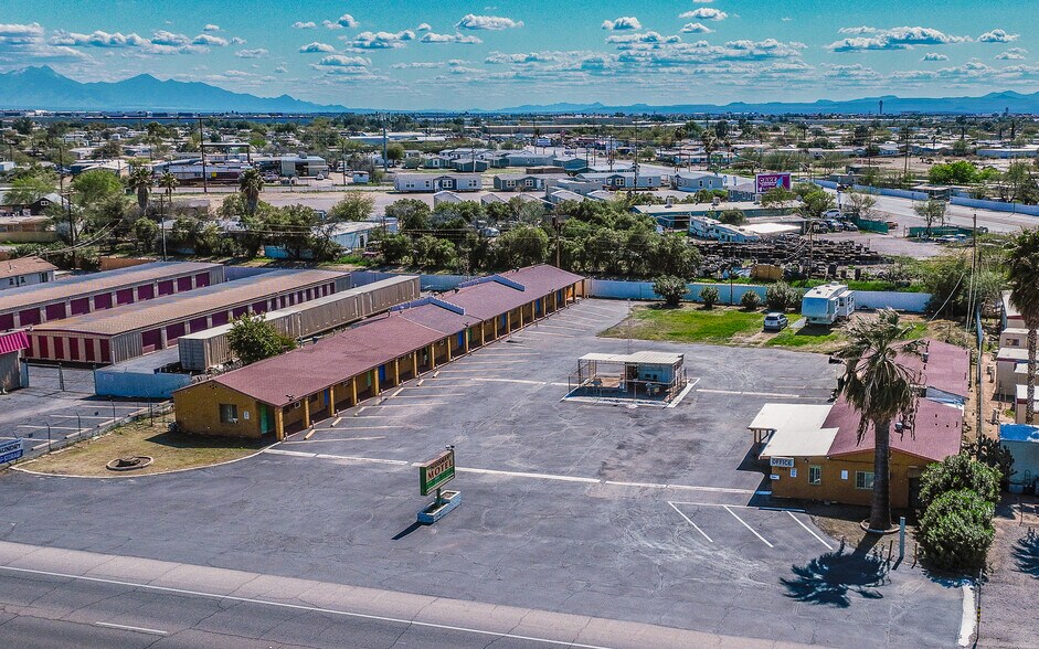 3526 E Benson Hwy, Tucson, AZ à vendre - Photo de l’immeuble – Image 2 sur 40