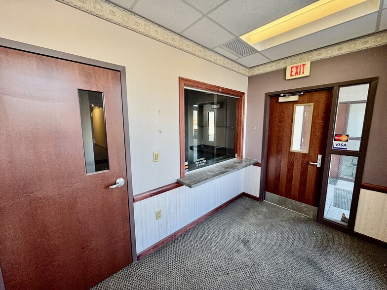 1491 Sheridan Dr, Tonawanda, NY à louer - Photo de l’immeuble – Image 3 sur 16