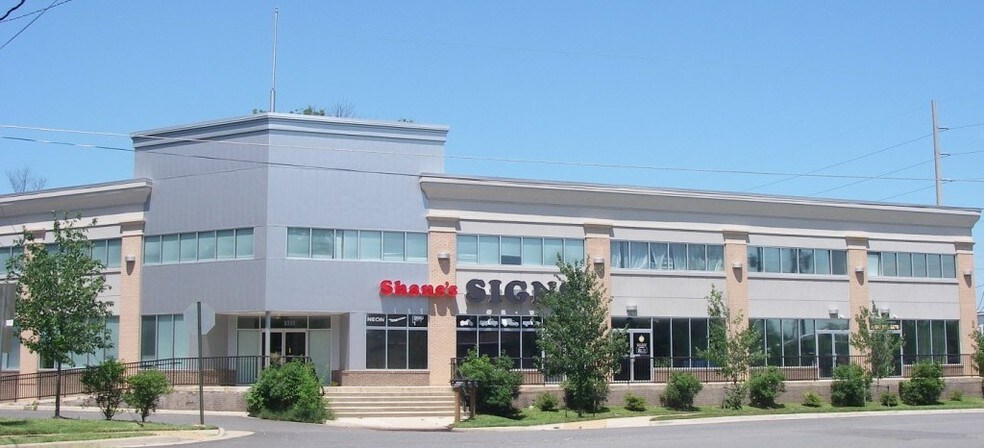 8220-8306 Rugby Rd, Manassas, VA à louer - Photo principale – Image 1 sur 1