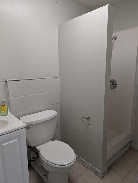 10905 S US Highway 41, Gibsonton, FL à louer - Photo de l’immeuble – Image 3 sur 5