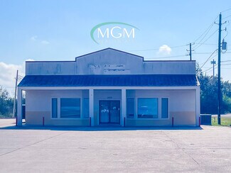 Plus de détails pour 1652 E Houston St, Beeville, TX - Médical à louer