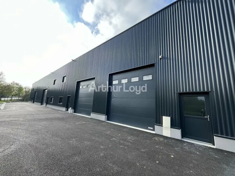 Local d’activités dans Reims à louer Photo de l’immeuble– Image 1 sur 10