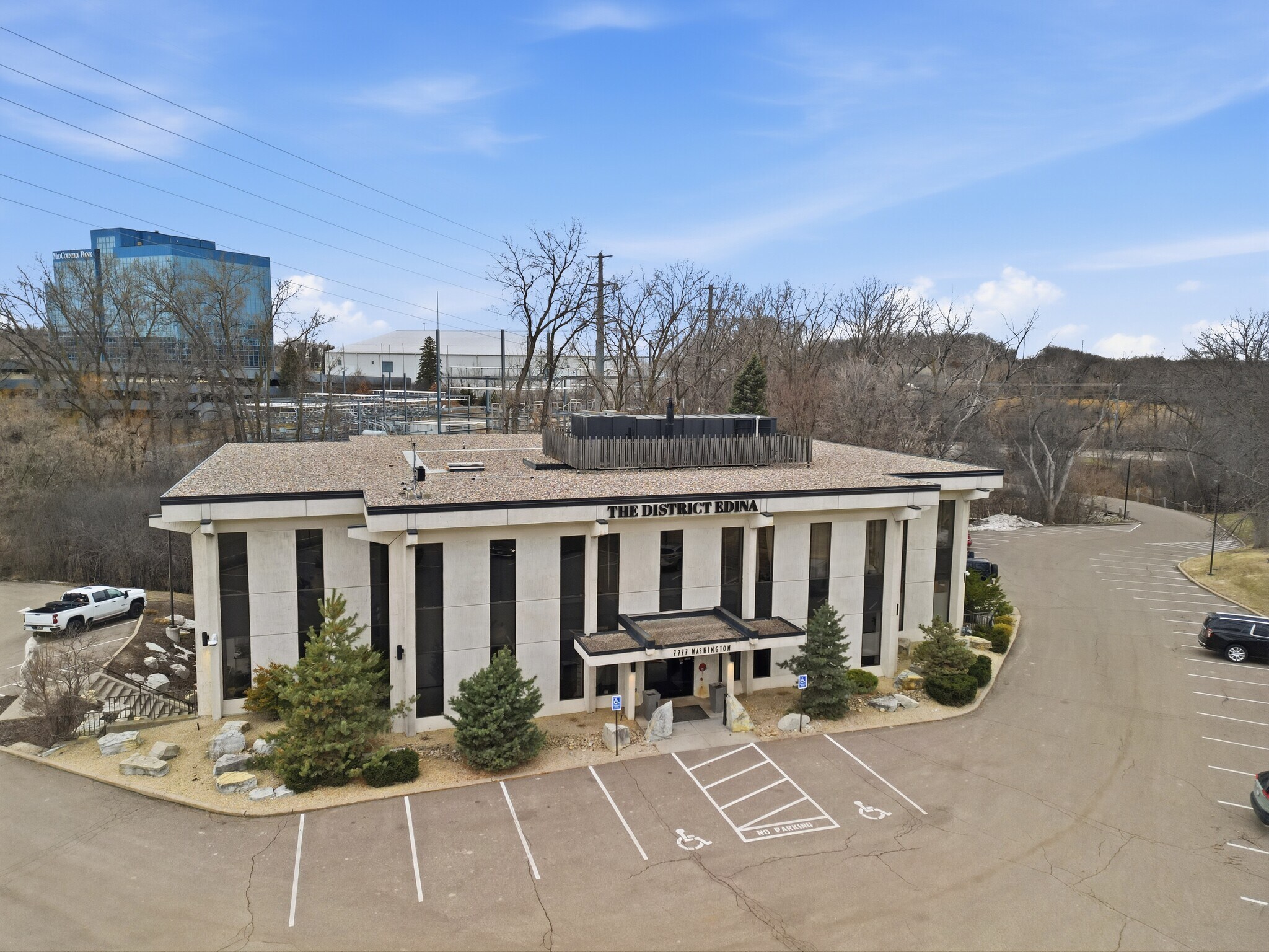 7777 Washington Ave S, Edina, MN à louer Photo principale– Image 1 sur 30