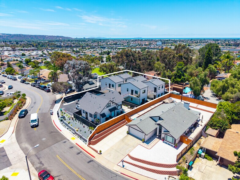 832 Desty St, San Diego, CA à vendre - Photo de l’immeuble – Image 2 sur 88