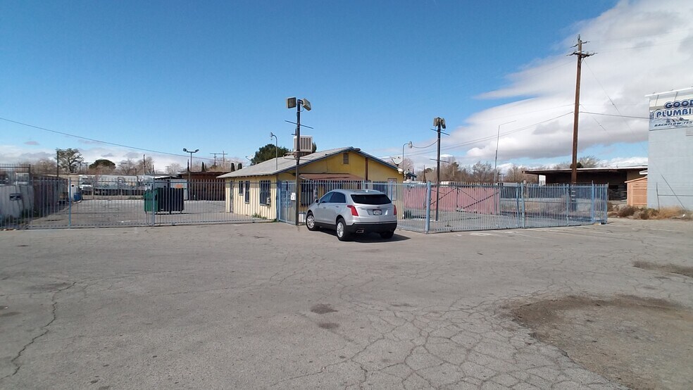 43857-43865 Sierra Hwy, Lancaster, CA à vendre - Photo de l’immeuble – Image 3 sur 5