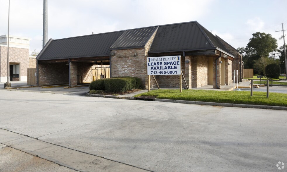 200 Midway Dr, New Orleans, LA à louer - Photo de l’immeuble – Image 2 sur 2