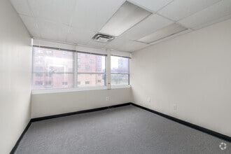 731 James St, Syracuse, NY à louer Photo intérieure– Image 2 sur 3