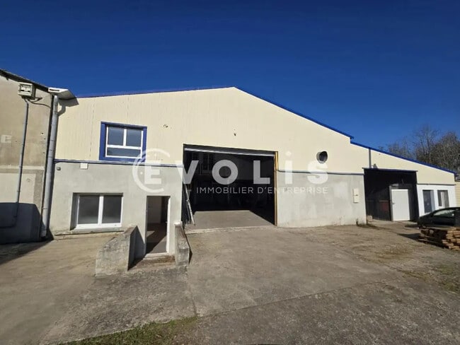 Plus de détails pour Bureau, Local d'activités à louer