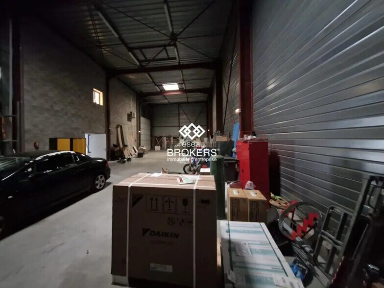 Industriel/Logistique dans Chelles à louer - Photo de l’immeuble – Image 1 sur 5