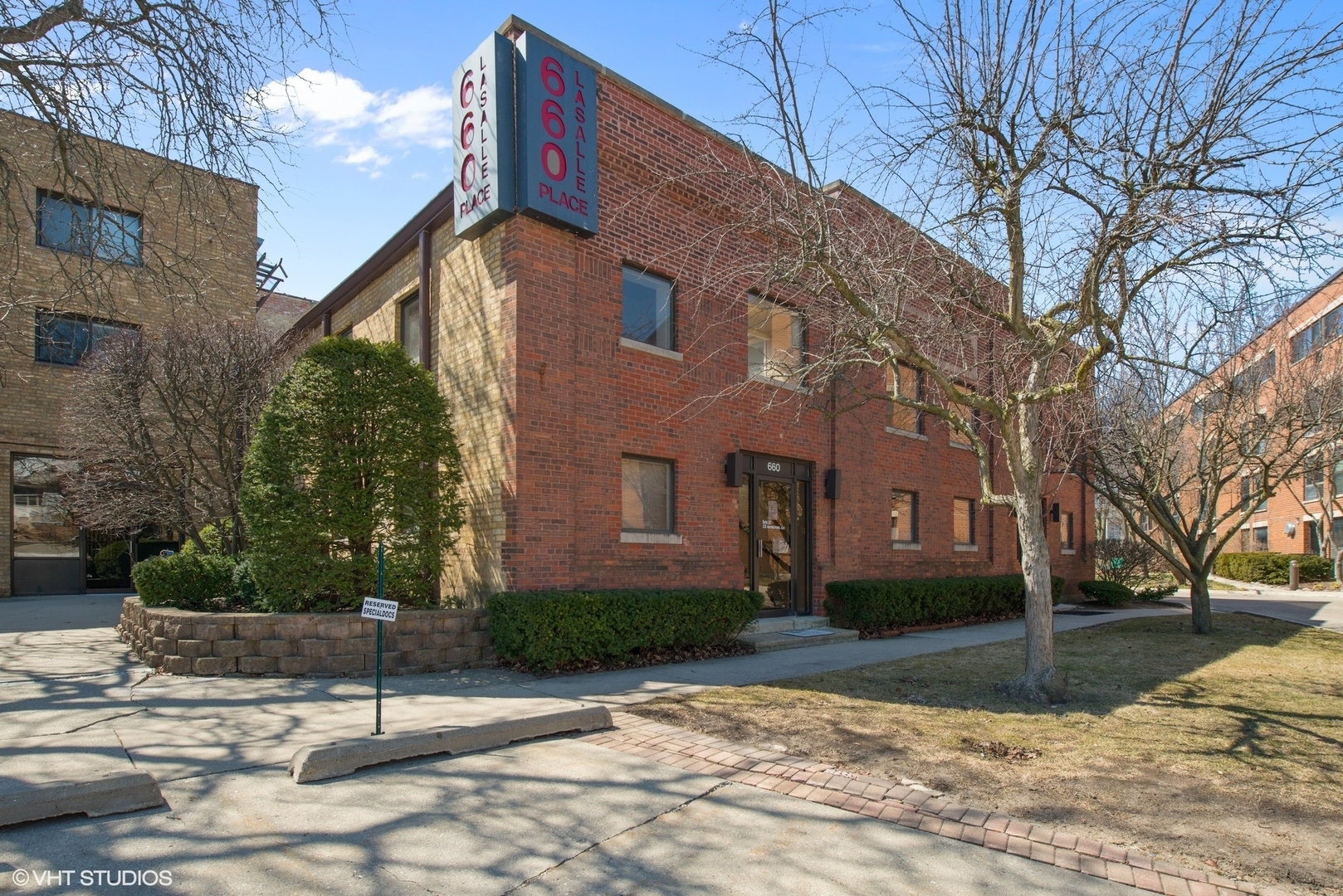 660 LaSalle Pl, Highland Park, IL à vendre Photo de l’immeuble– Image 1 sur 28