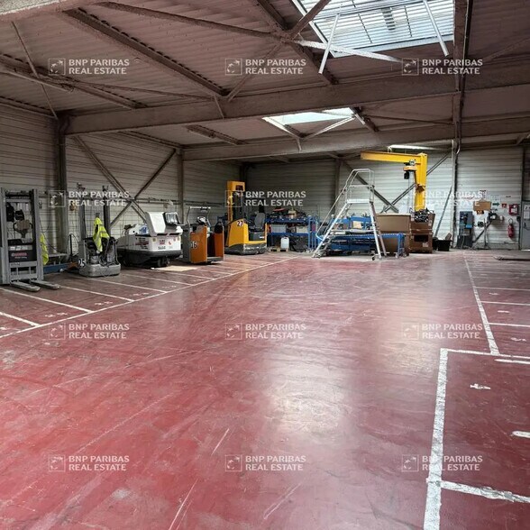 Local d’activités dans Colomiers à louer - Photo de l’immeuble – Image 2 sur 10